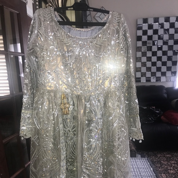 Pakistani/Indian Dress - Picture 6 of 10